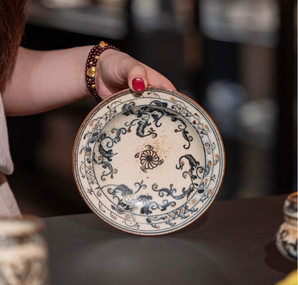 The Gilded Scroll Plate