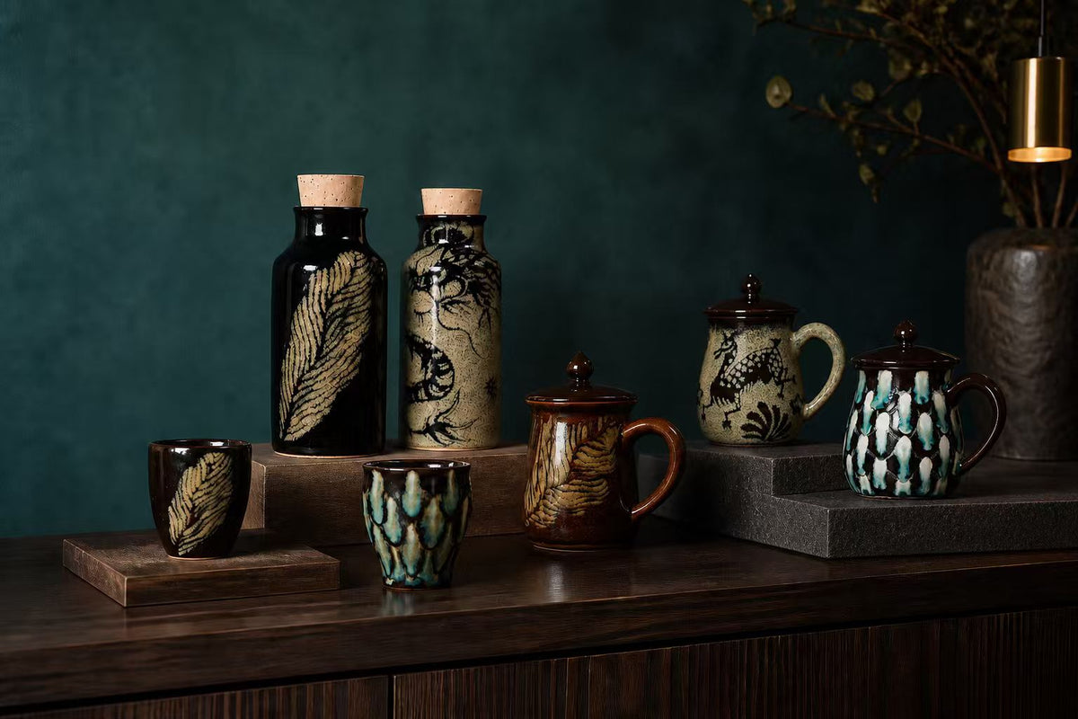 The Free Spirit Wine Keeper