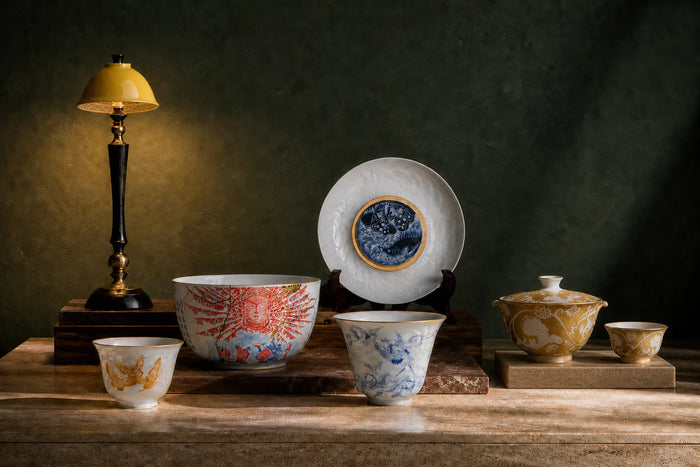 Blue-and-white vessels from Qing Ben Yuan