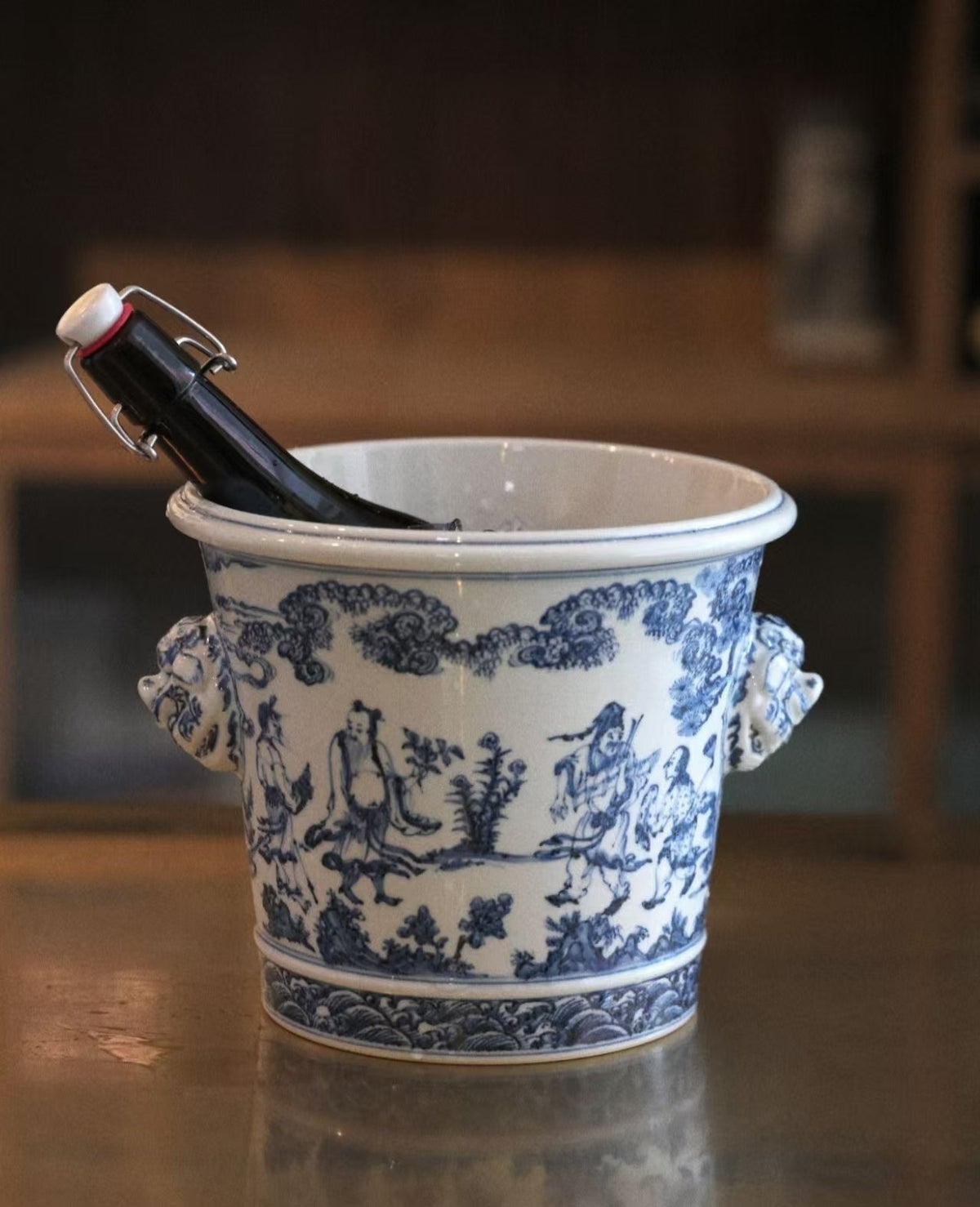 The Blue & White Story Wine Cooler