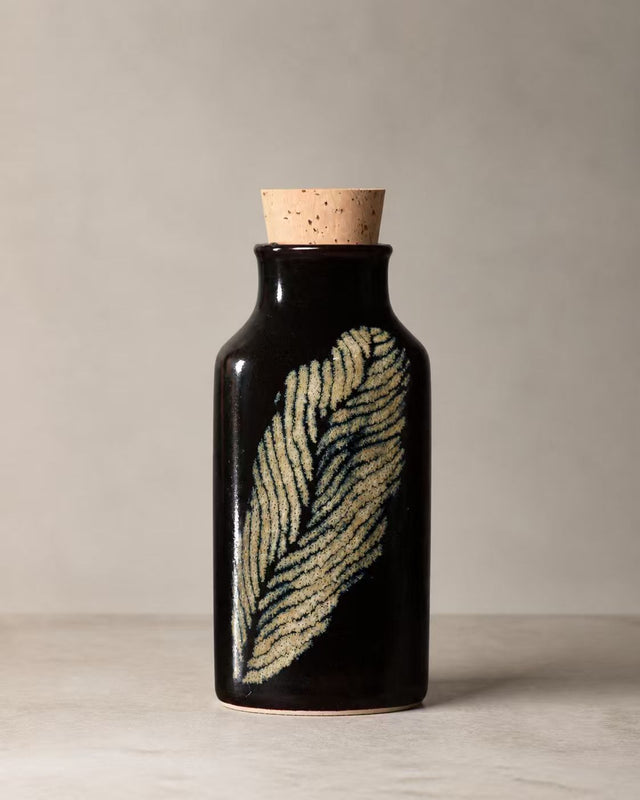 The Free Spirit Wine Keeper
